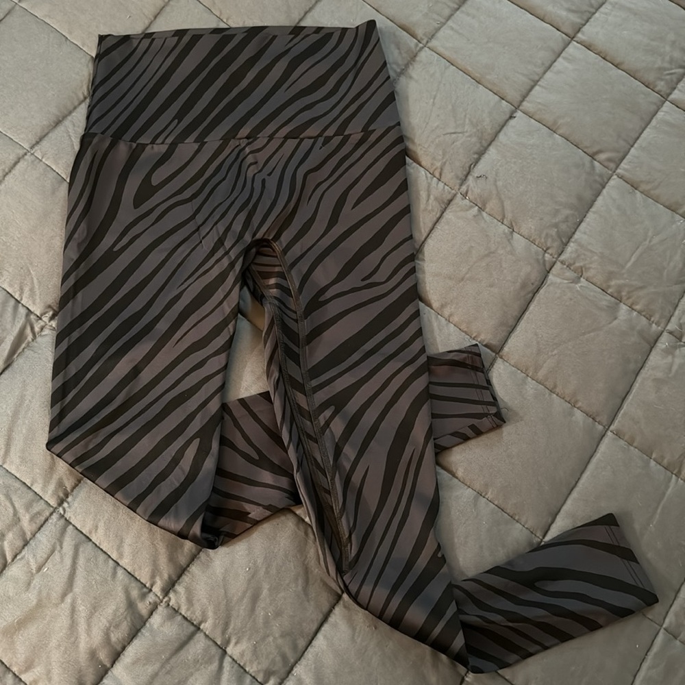 K-DEER - Athletic Leggings